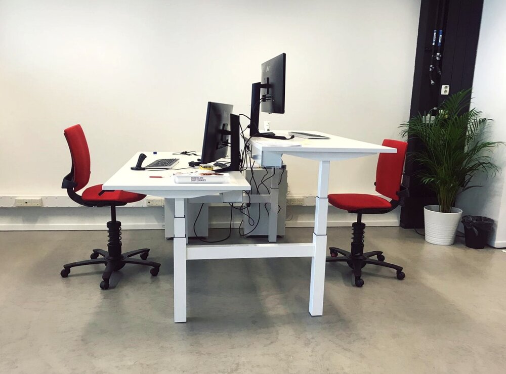 3Dee - Active Office Chair| worktrainer| aktives Arbeiten| Ergonomie| Gesund am Arbeitsplatz| r&uuml;ckenschonend| R&uuml;c