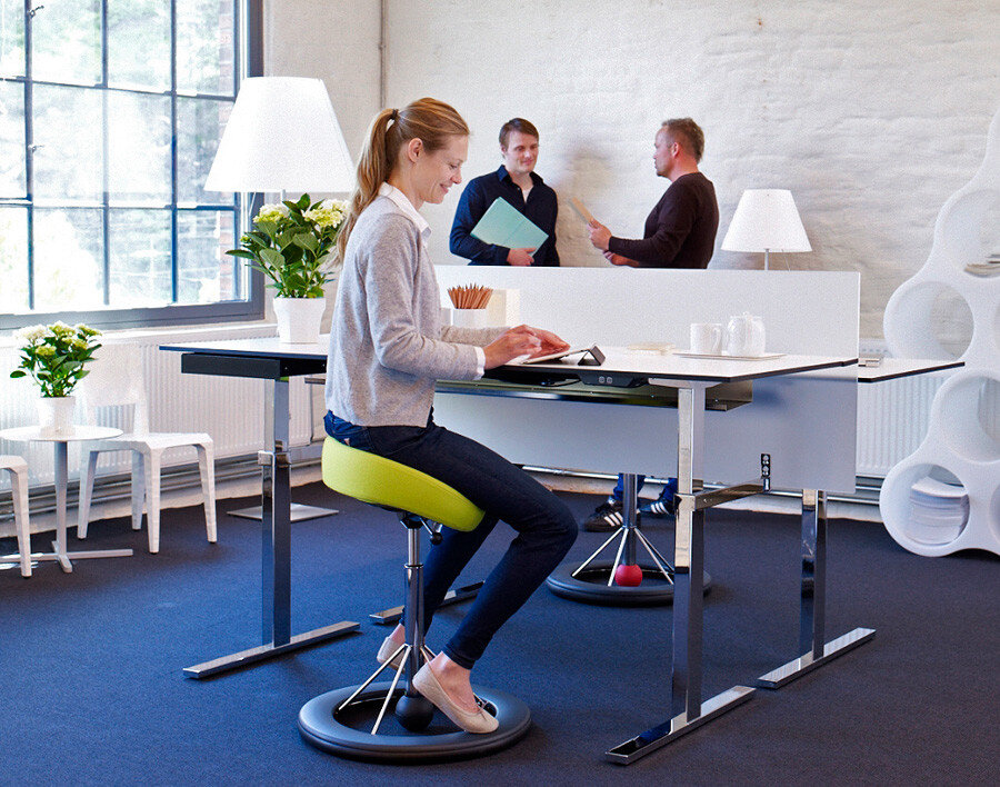 Sattelhocker Back App 2.0| worktrainer.de| R&uuml;ckenmuskeln |aktives Arbeiten| Gesund am Arbeitsplatz| balancieren| 