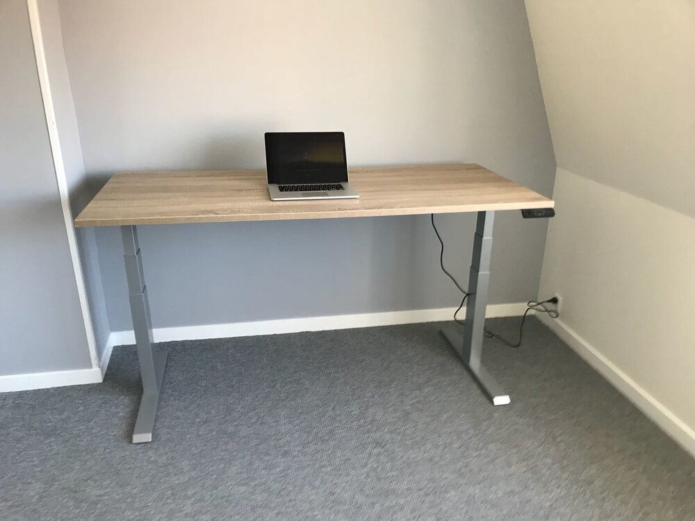 H&ouml;henverstellbarer Schreibtisch SteelForce 670 | Sitzen und stehen Sie gesund auf unserem ergnonomischen Schreibtisch| e