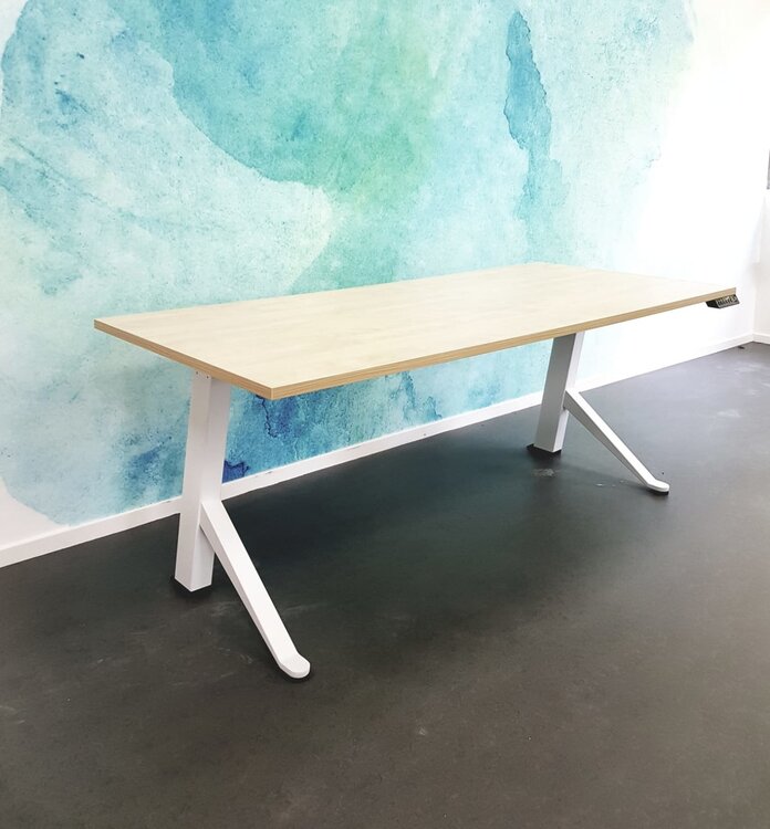 Sitz-Steh-Schreibtisch Y-Desk Design Bleiben Sie fit mit unseren ergonomische h&ouml;henverstellbare Schreibtische 