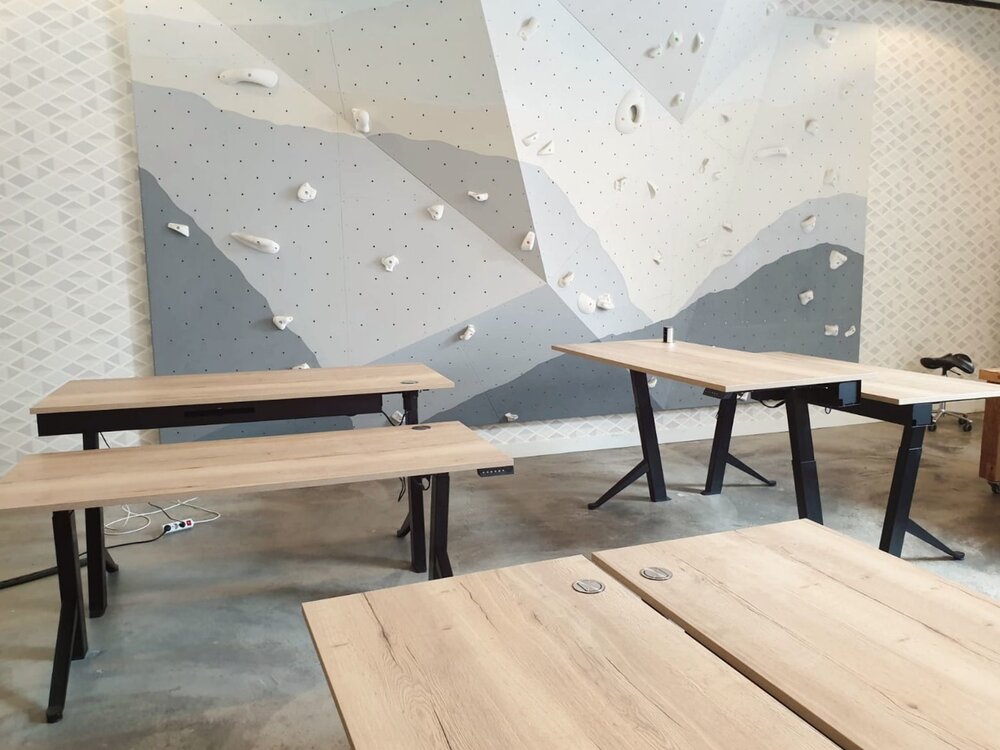 Sitz-Steh-Schreibtisch Y-Desk Bleiben Sie fit mit unseren ergonomische h&ouml;henverstellbare Schreibtische | Worktrainer.de