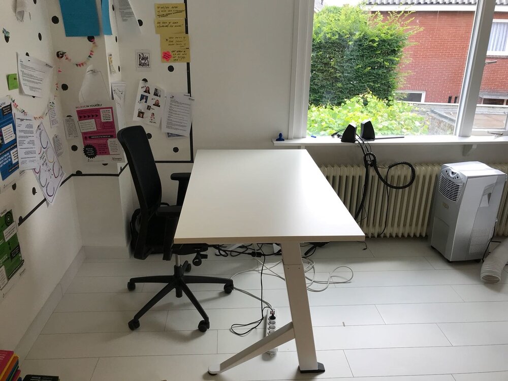 Sitz-Steh-Schreibtisch Y-Desk Bleiben Sie fit mit unseren ergonomische h&ouml;henverstellbare Schreibtische | Worktrainer.de