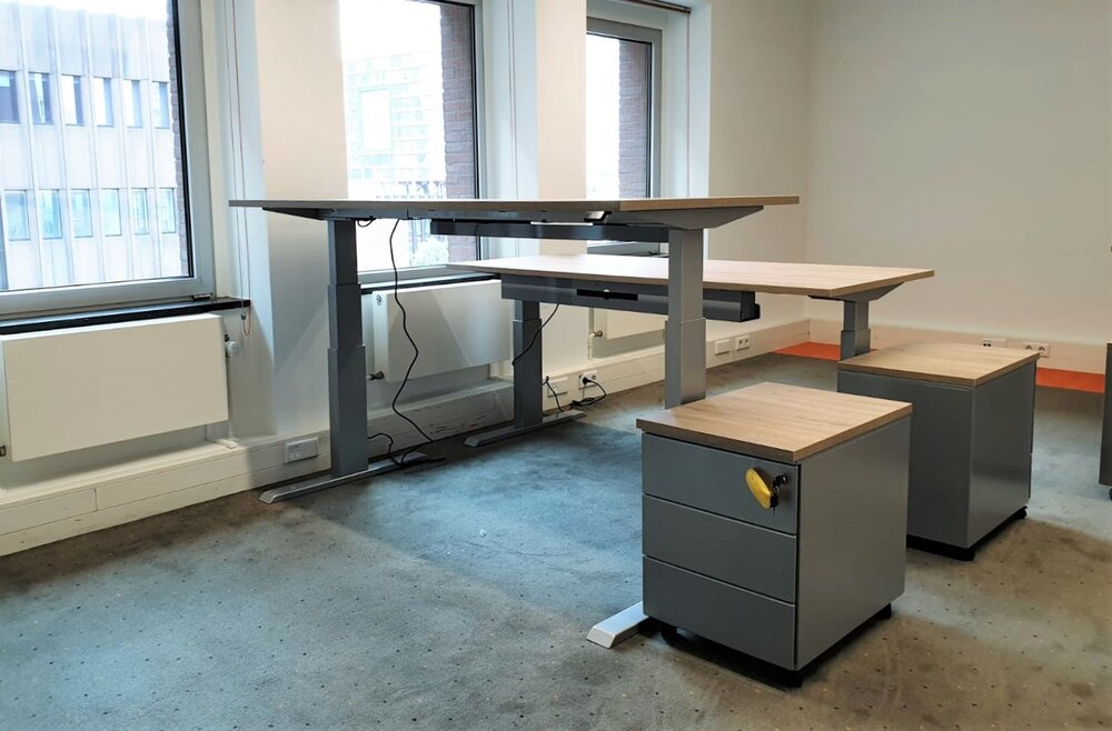 Rollw&uuml;rfel 14N bei SteelForce 270 sitz-steh Tisch Rollw&uuml;rfel bei Schreibtische | Worktrainer.de