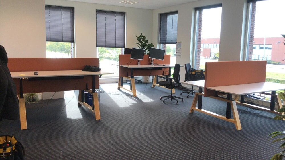 Oak Desk Bench Elektrisch h&ouml;henverstellbarer Schreibtisch | Stehen Sie gesund hinter unseren ergonomischen Arbeitsplatz