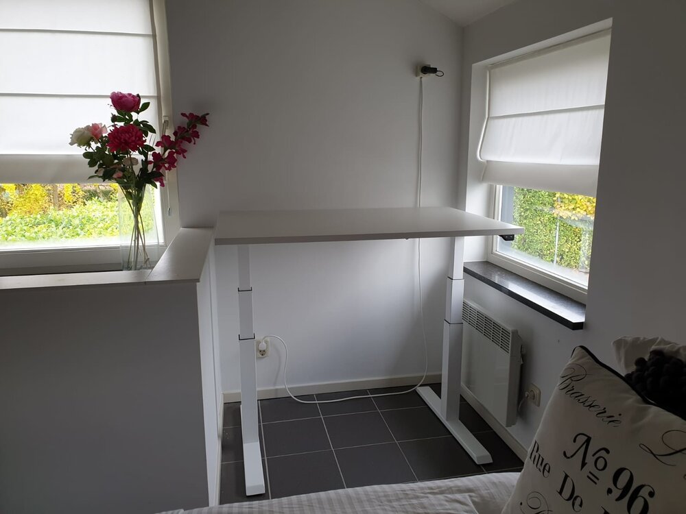 H&ouml;henverstellbarer Schreibtisch SteelForce 470 | worktrainer.de| gesundes und aktives Arbeiten | verbesserte Konzentrati