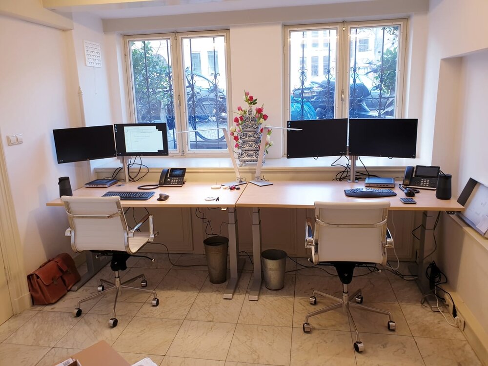 H&ouml;henverstellbarer Schreibtisch SteelForce 670 | Sitzen und stehen Sie gesund auf unserem ergnonomischen Schreibtisch| e