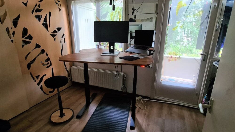 H&ouml;henverstellbarer Schreibtisch SteelForce 670 | Sitzen und stehen Sie gesund auf unserem ergnonomischen Schreibtisch| e