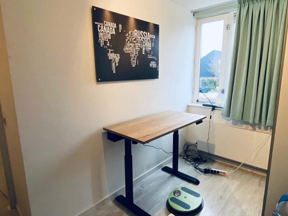 Fitdisc Balanceboard| worktrainer.de|stehen| Abwechslung| Gesund| Gleichgewicht| K&ouml;rperhaltung| Beinmuskulatur|R&amp