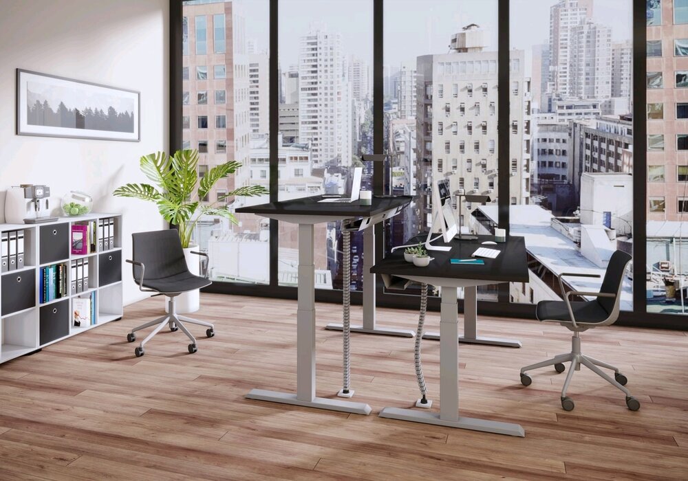 H&ouml;henverstellbarer Schreibtisch SteelForce 670 | Sitzen und stehen Sie gesund auf unserem ergnonomischen Schreibtisch| e