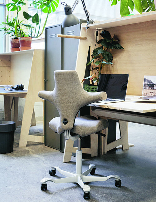 H&Aring;G Capisco - B&uuml;rostuhl mit Sattelsitz | Worktrainer.de