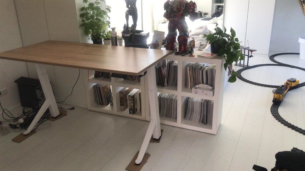 Sitz-Steh-Schreibtisch Y-Desk Bleiben Sie fit mit unseren ergonomische h&ouml;henverstellbare Schreibtische | Worktrainer