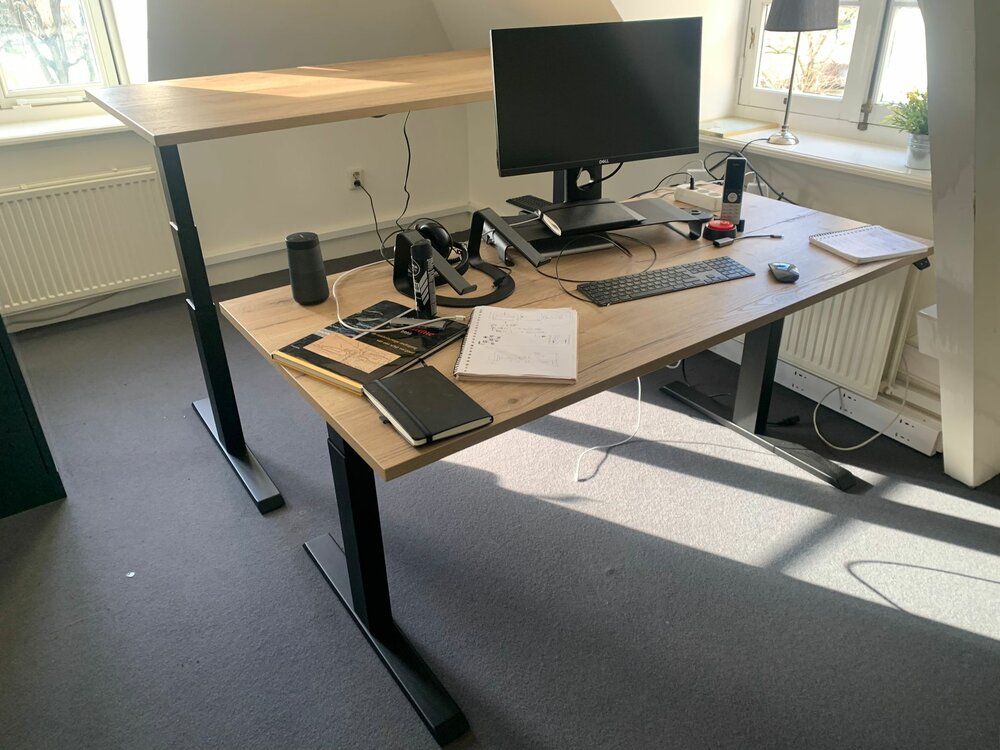 H&ouml;henverstellbarer Schreibtisch SteelForce 670 | Sitzen und stehen Sie gesund auf unserem ergnonomischen Schreibtisch| e