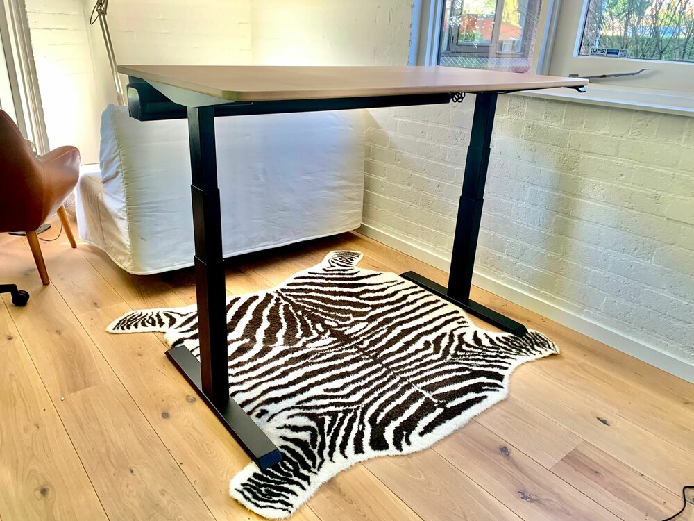 H&ouml;henverstellbarer Schreibtisch SteelForce 670 | Sitzen und stehen Sie gesund auf unserem ergnonomischen Schreibtisch| e