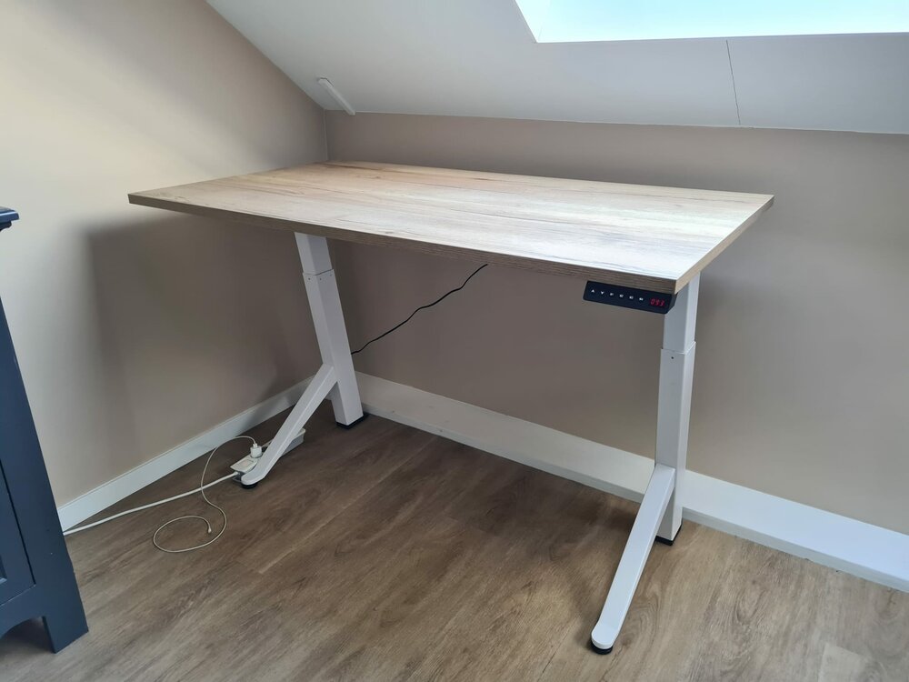 Sitz-Steh-Schreibtisch Y-Desk Bleiben Sie fit mit unseren ergonomische h&ouml;henverstellbare Schreibtische | Worktrainer