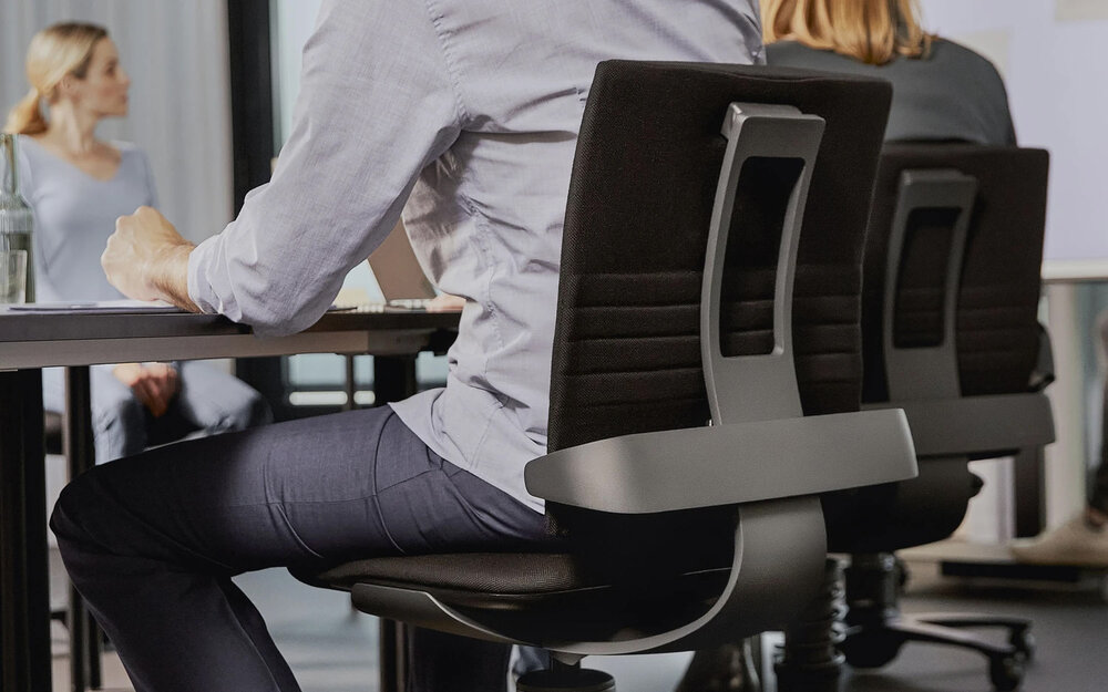 3Dee - Active Office Chair| worktrainer| aktives Arbeiten| Ergonomie| Gesund am Arbeitsplatz| r&uuml;ckenschonend| R&