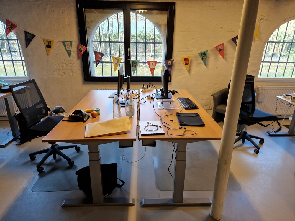 H&ouml;henverstellbarer Schreibtisch SteelForce 670 | Sitzen und stehen Sie gesund auf unserem ergnonomischen Schreibtisch| e