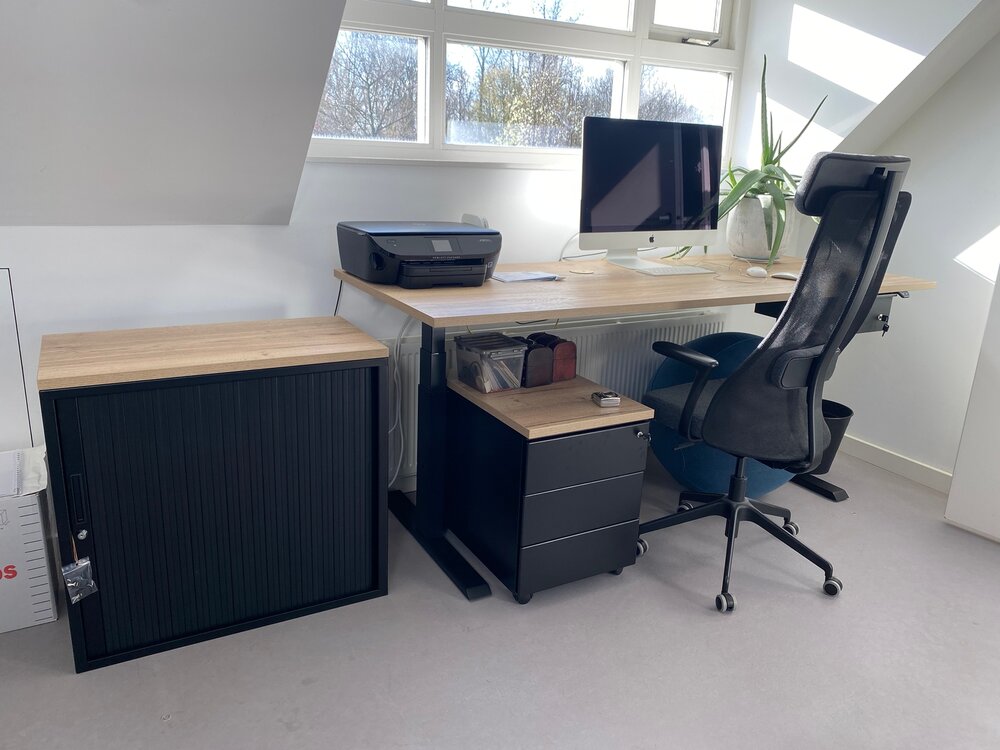 H&ouml;henverstellbarer Schreibtisch SteelForce 670 | Sitzen und stehen Sie gesund auf unserem ergnonomischen Schreibtisch| e