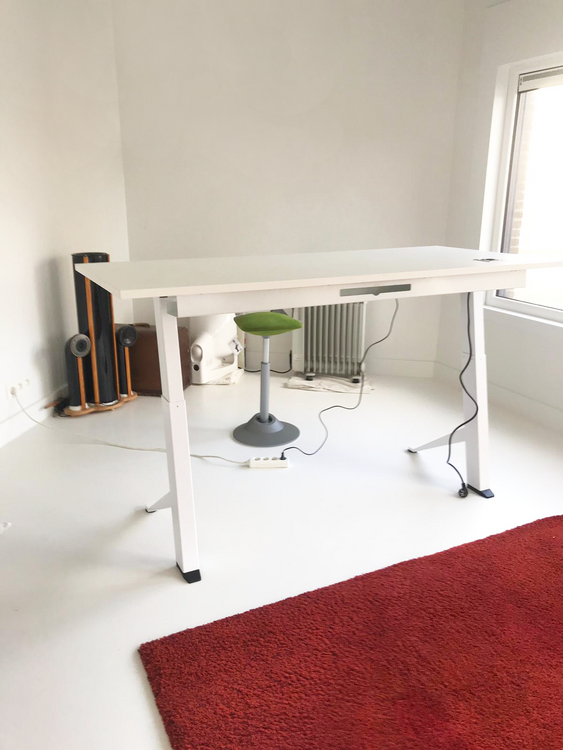 Sitz-Steh-Schreibtisch Y-Desk Bleiben Sie fit mit unseren ergonomische h&ouml;henverstellbare Schreibtische | Worktrainer
