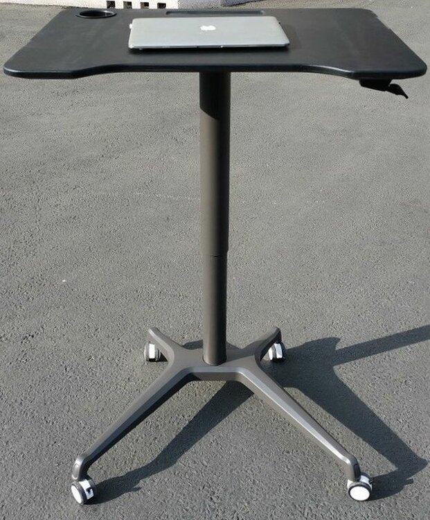 Single Leg Desk H&ouml;henverstellbarer Schreibtisch | Ergonomisch arbeiten | Worktrainer.de