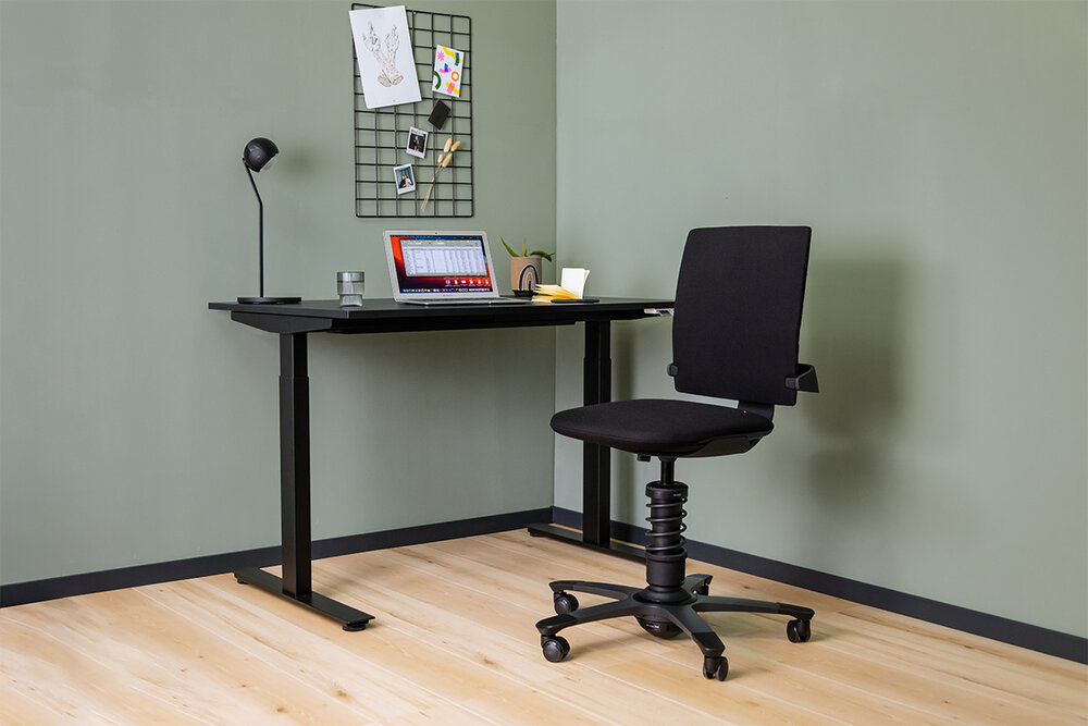 3Dee - Active Office Chair| worktrainer| aktives Arbeiten| Ergonomie| Gesund am Arbeitsplatz| r&uuml;ckenschonend| R&uuml;c