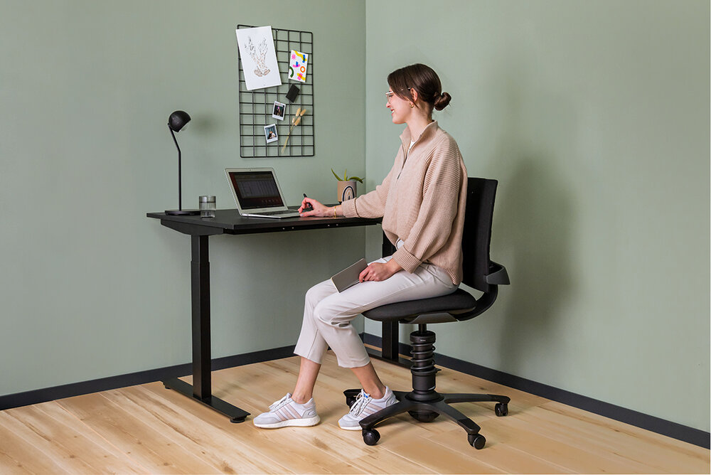 3Dee - Active Office Chair| worktrainer| aktives Arbeiten| Ergonomie| Gesund am Arbeitsplatz| r&uuml;ckenschonend| R&uuml;c