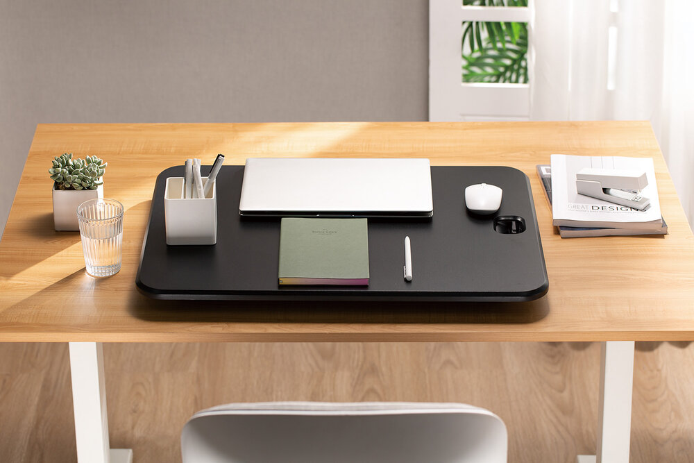 Schreibtischerh&ouml;hung - Ultra Slim Mini Desk | Worktrainer.de