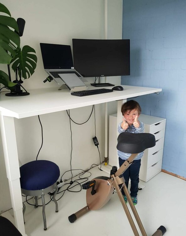 Schreibtischfahrrad - Deskbike| worktainer.de