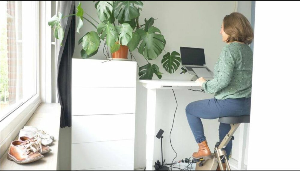 Schreibtischfahrrad - Deskbike| worktainer.de