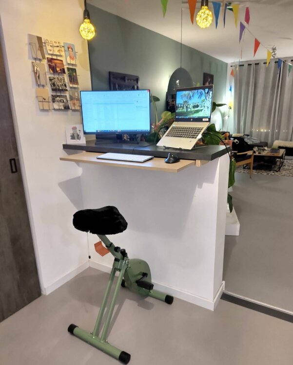 Schreibtischfahrrad - Deskbike| worktainer.de