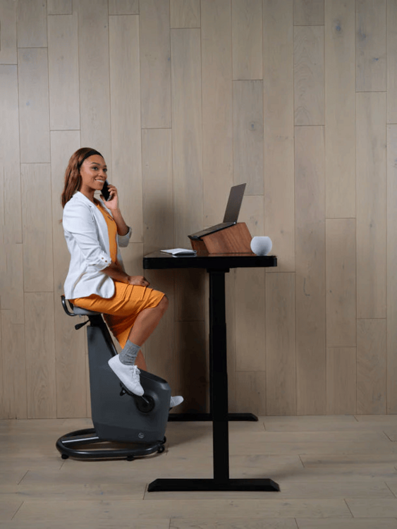 LifeSpan | H&ouml;henverstellbarer Schreibtisch mit Glasplatte