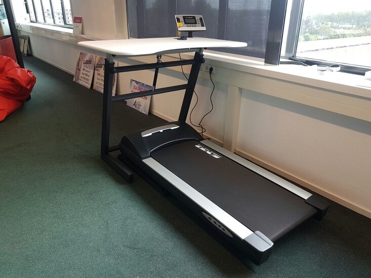 Laufband Walkdesk WTB200|Bewegung| mehr Arbeitsleistung| worktrainer.de| Spaziergänge während der Arbeit|