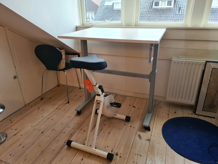 Schreibtischfahrrad - Deskbike| worktainer.de