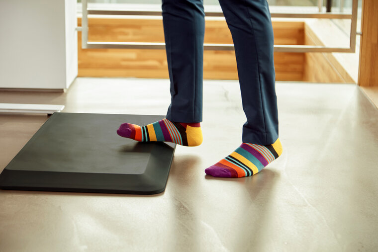  Aeris Muvmat | Aktive Steh Matte | Bleiben Sie gesund auf unseren ergonomische Steh Matte am Arbeitsplatz | Worktrainer.de