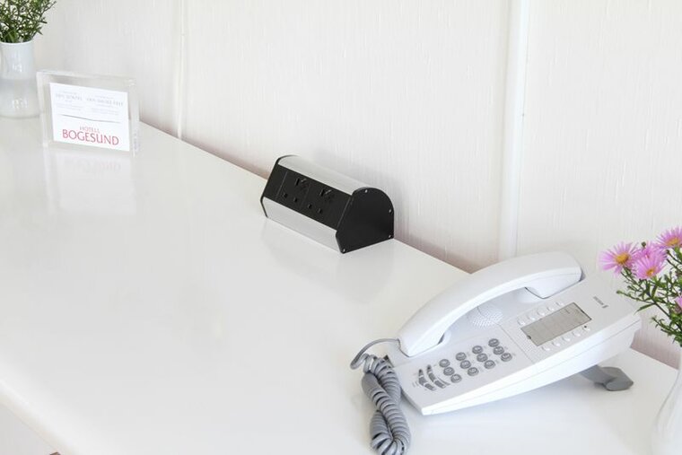 Office Power Dock | Tischsteckdose