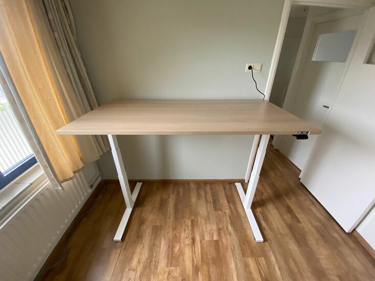 Linak SmartDesk | Höhenverstellbarer Schreibtisch | Worktrainer