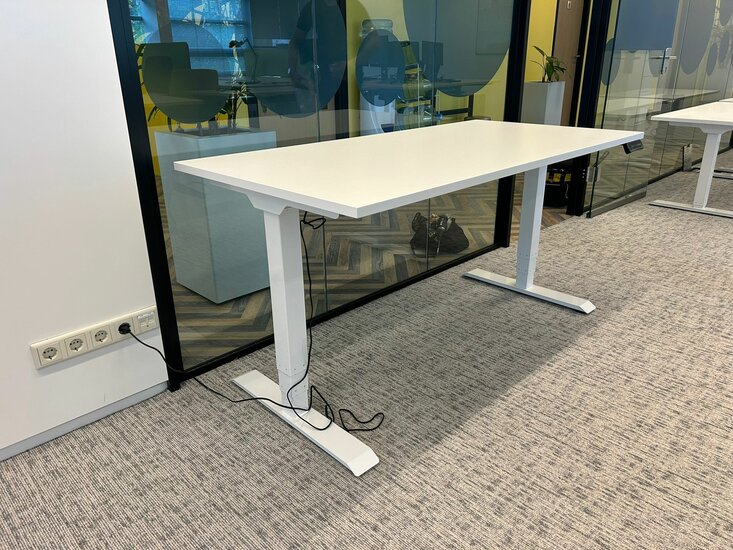 StudyDesk Pro | Elektrischer Sitz-Steh-Schreibtisch | Worktrainer