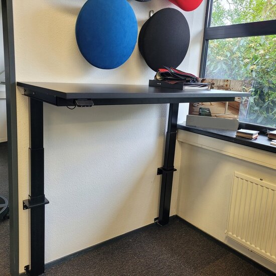 Linak Wall | Wand Höhenverstellbarer Tisch Elektrisch | Worktrainer