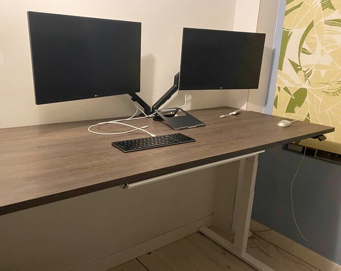 Linak SmartDesk | Höhenverstellbarer Schreibtisch | Worktrainer