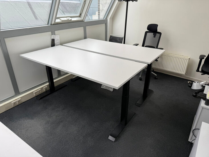 StudyDesk Pro | Elektrischer Sitz-Steh-Schreibtisch | Worktrainer
