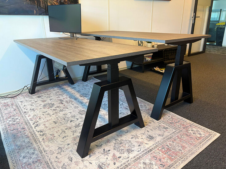 Oak Desk weiss sitz-steh B&#x00fc;ro Elektrisch h&#x00f6;henverstellbarer Schreibtisch | Stehen Sie gesund 