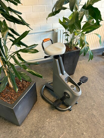 LifeSpan Ampera | Bürofahrrad mit Energiegewinnung | Arbeitstrainer