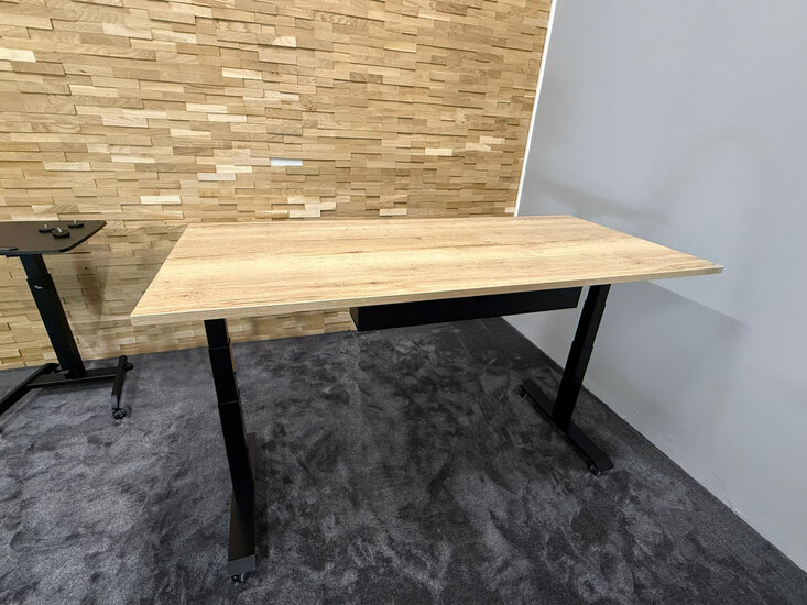 Updesk Pro | Elektrisch höhenverstellbarer Sitz-Steh-Schreibtisch