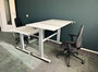 Kleiner Sitz-Steh-Schreibtisch SteelForce 100 - Handkurbel und Rollen| sitzen und stehen | Bewegung am Arbeitsplatz| Ergonomie