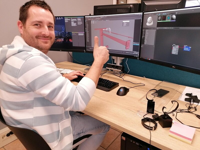 Galaxy | Monitorarm Triple
