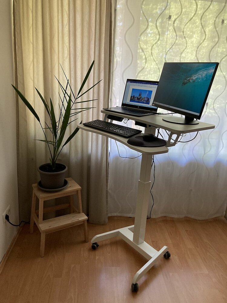 Updesk High | Kleiner Sitz-Steh-Schreibtisch Elektrisch