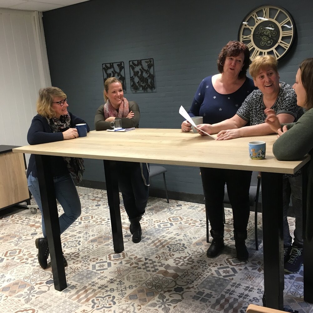 HonMove | Sitz-Steh-Schreibtisch mit 4 Beinen