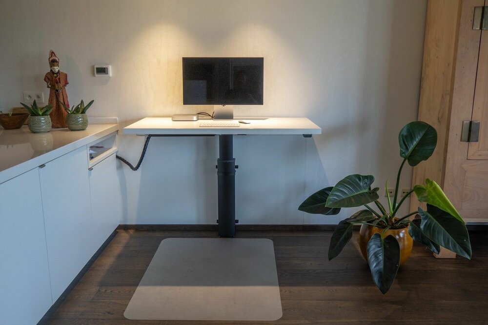 Conset 501/19 Wall | Höhenverstellbarer Wand Schreibtisch