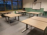 Sitz-Steh-Schreibtisch AluForce 110 - Handkurbel| Stehend lernen in der Schule