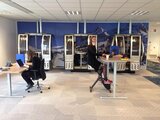 Sitz-Steh-Schreibtisch SteelForce 210 - Handkurbel| worktrainer| worktrainer.de| Abwechslung wärend der Arbeit