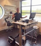 Sitz-Steh-Schreibtisch AluForce 270| worktrainer.de|Memory Display| stehend arbeiten| sitzend arbeiten| Memory Display